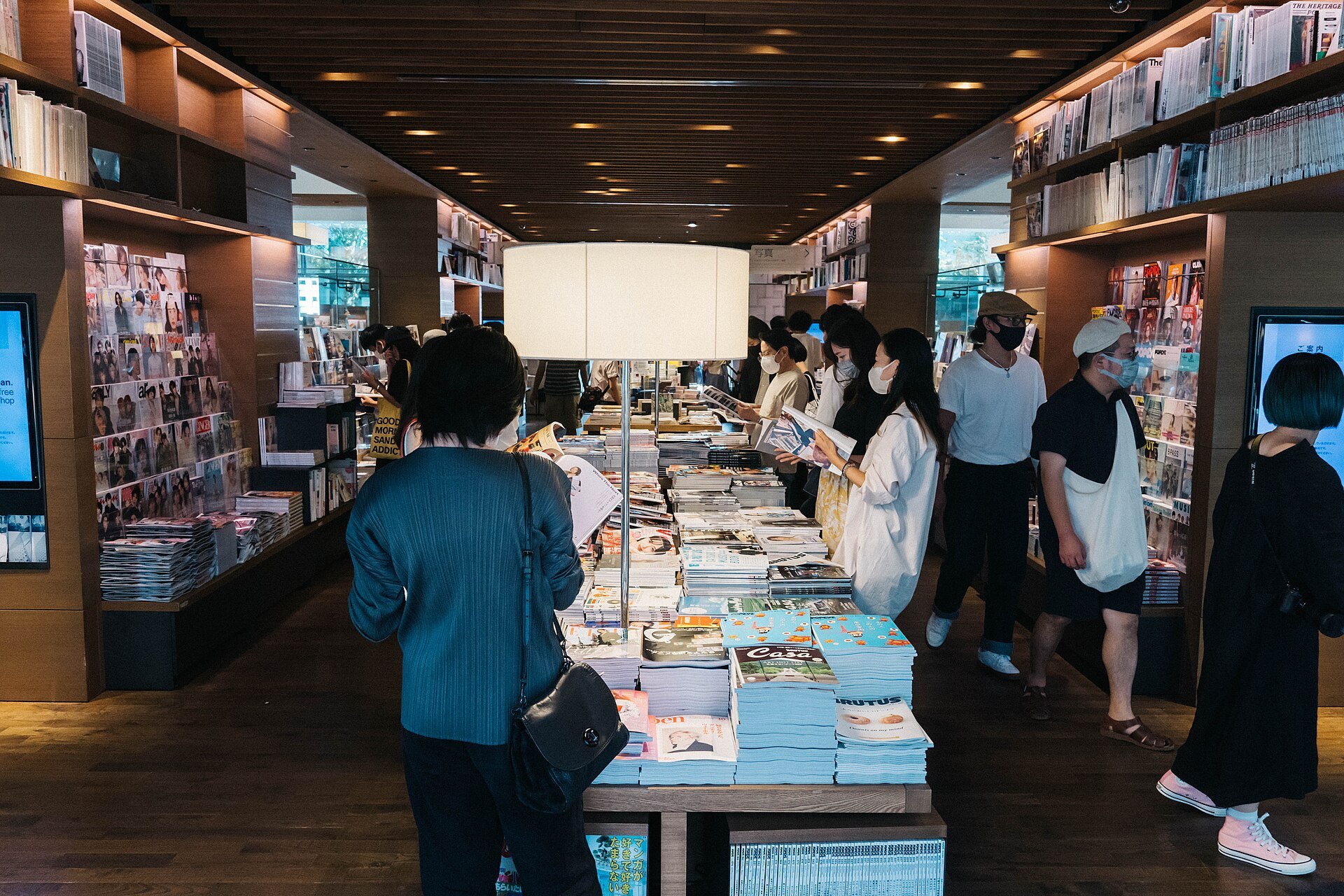代官山 蔦屋書店の店内